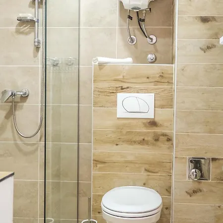 Milmari Pahulja N Lux Apartment *
