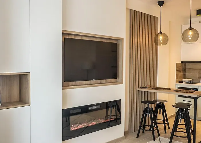 Milmari Pahulja N Lux コパオニク